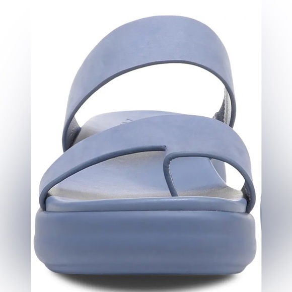 Naturalize Genn-Drift2 Platform Slide Sandals - Picture 4 of 5